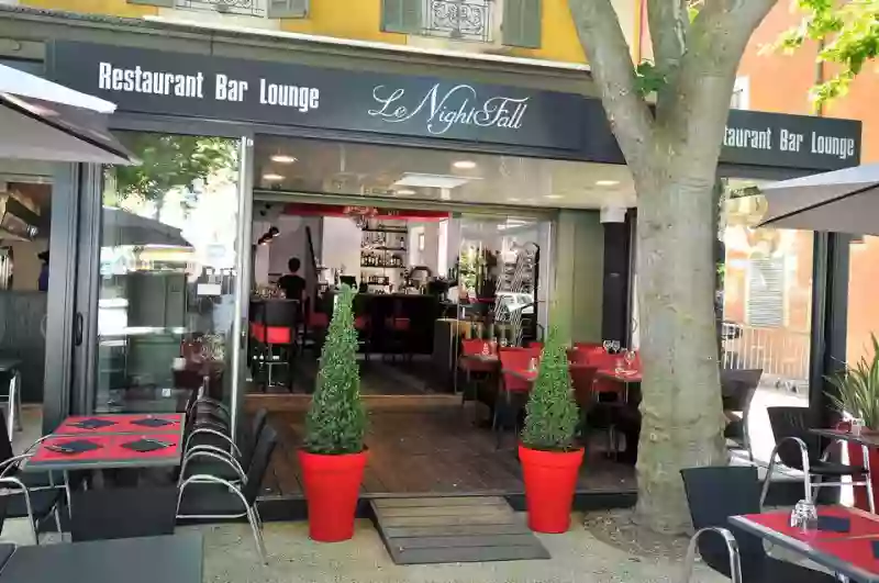 Le Restaurant - Le NightFall - Saint Maximin - Restaurant ouvert dimanche midi